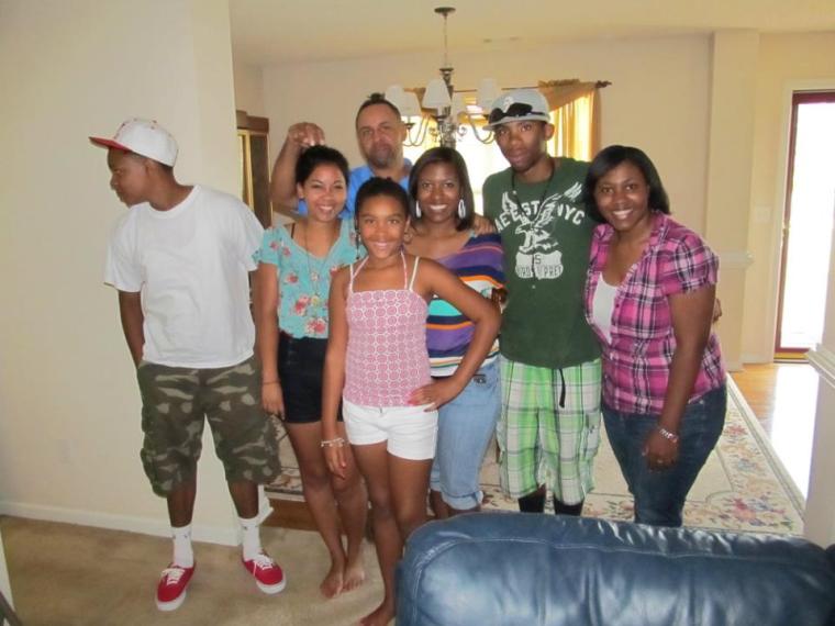 301078_2231631303691_6763315_n