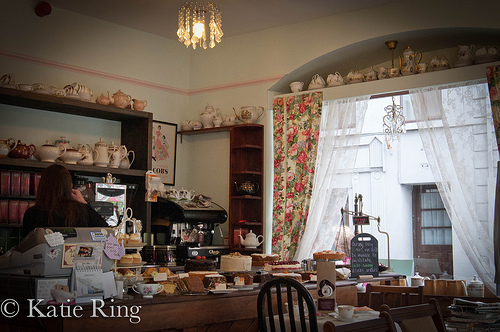 6151880684_32c576057a